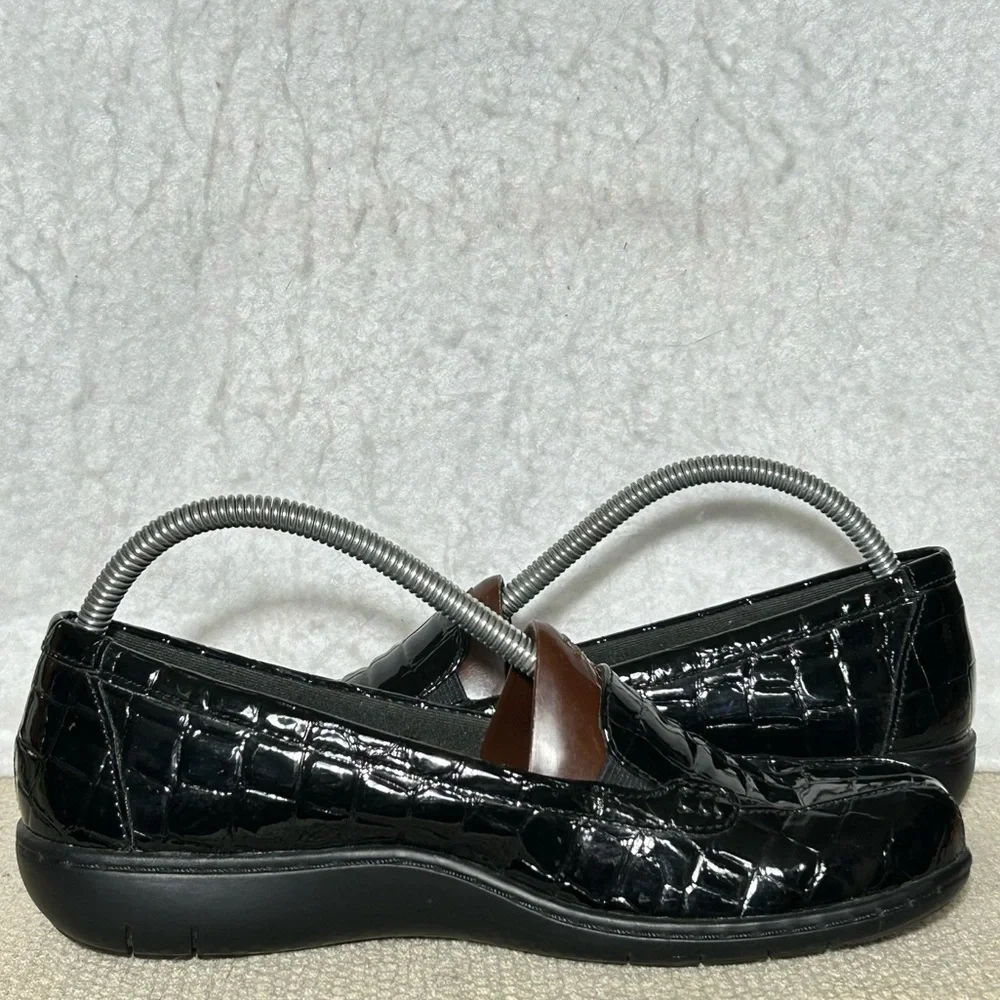 Clarks Womens Black Patent Crocodile Ashland Jam Slip On Loafer Shoes SZ 7M
